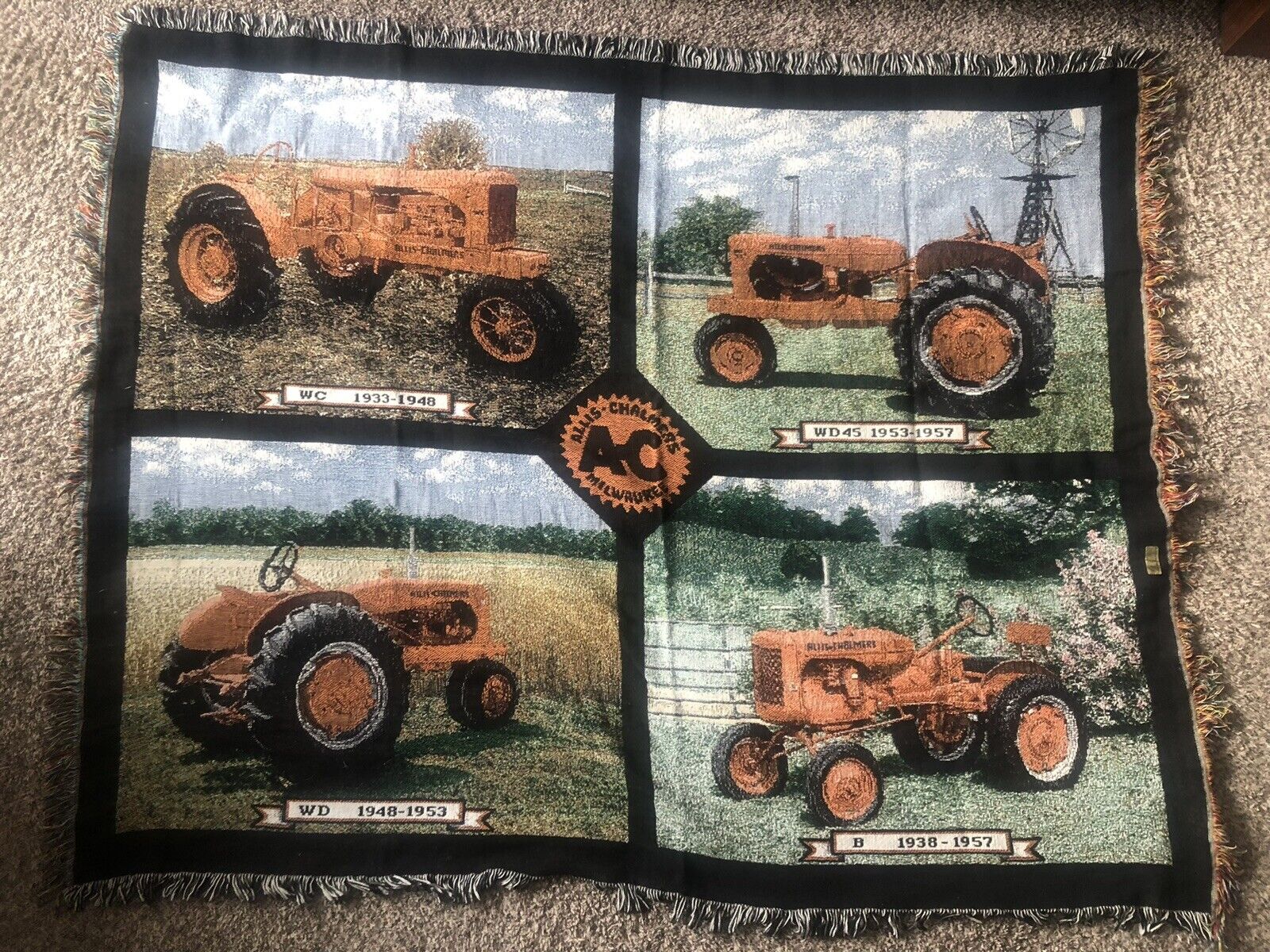 Allis Chalmers Tractor throw, new