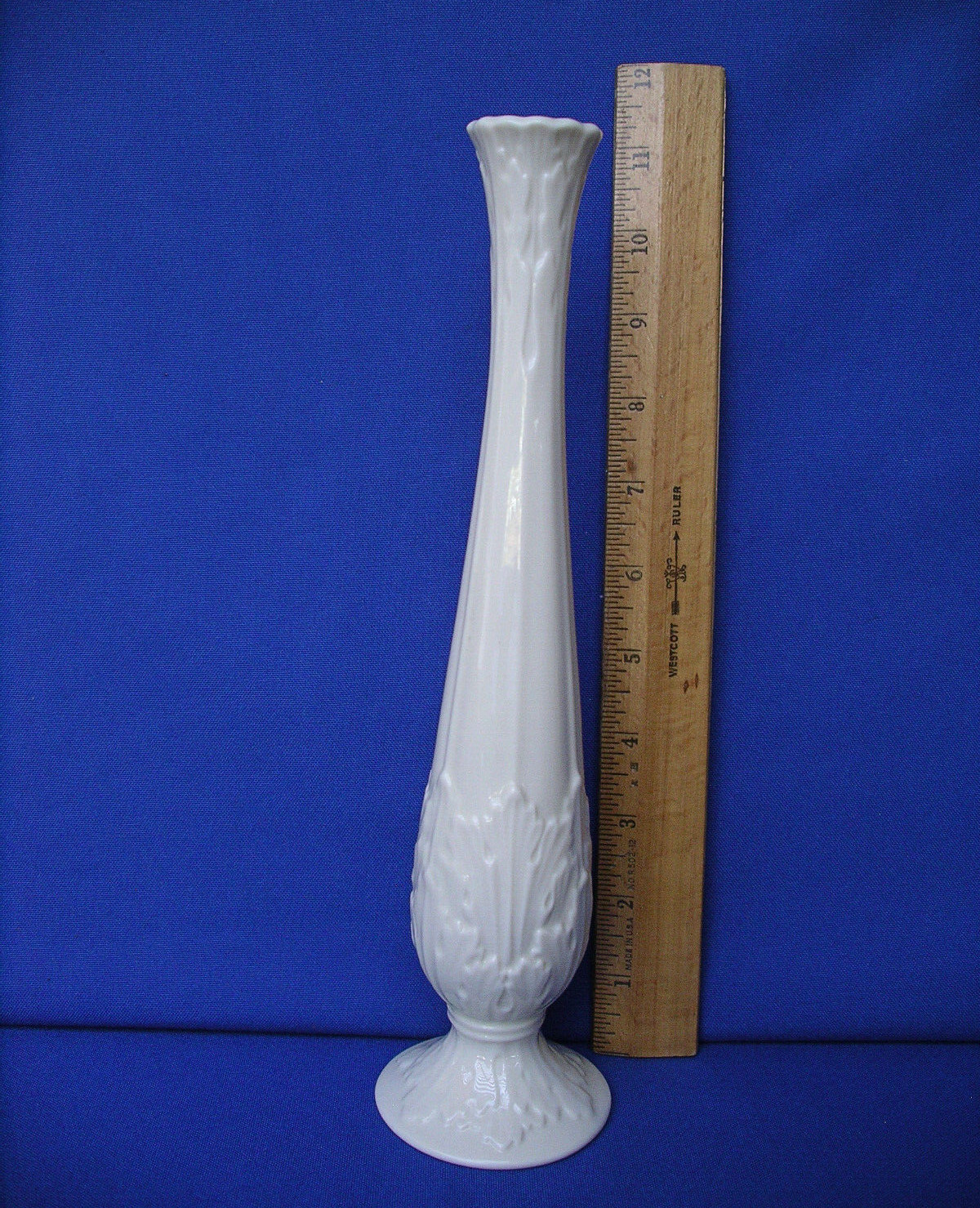 Vintage Lenox Woodland Ivory Leaf Embossed Flower Bud Vase, thin 11” Tall USA