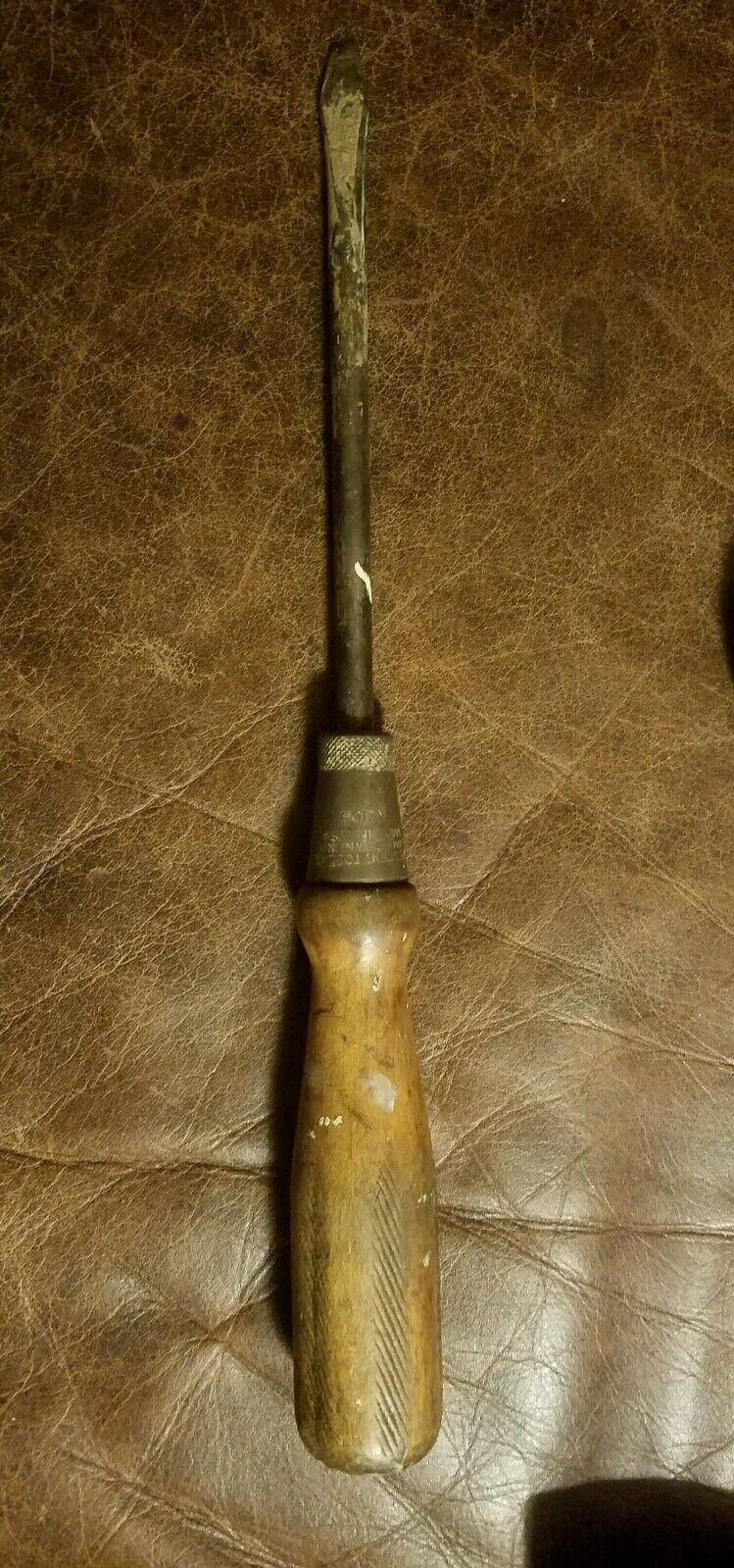 Rare Vintage Crescent Tool Co. K306 Flat Screwdriver Wood Handle ~  (C)