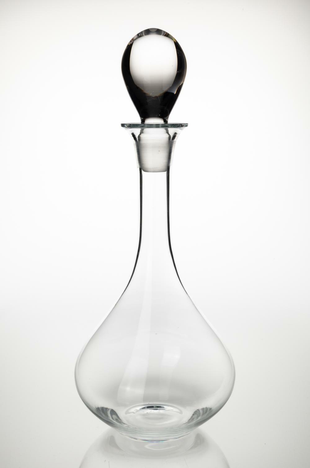 EXQUISITELY ELEGANT+MAGNIFICENT GLASS ART DECO DECANTER - PLEASE SEND AN OFFER 