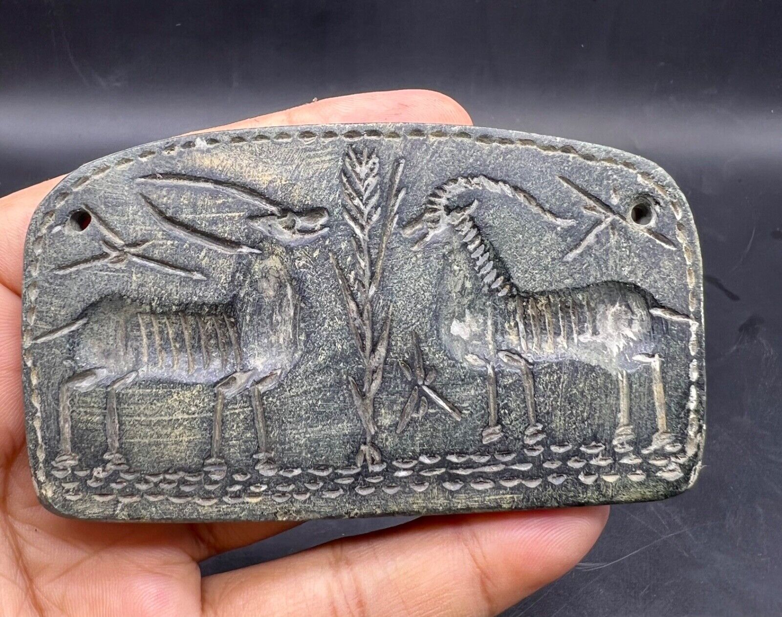 Nephrite Jades Antique Wild Animal Engraving Intaglio Unique Belt Bickel