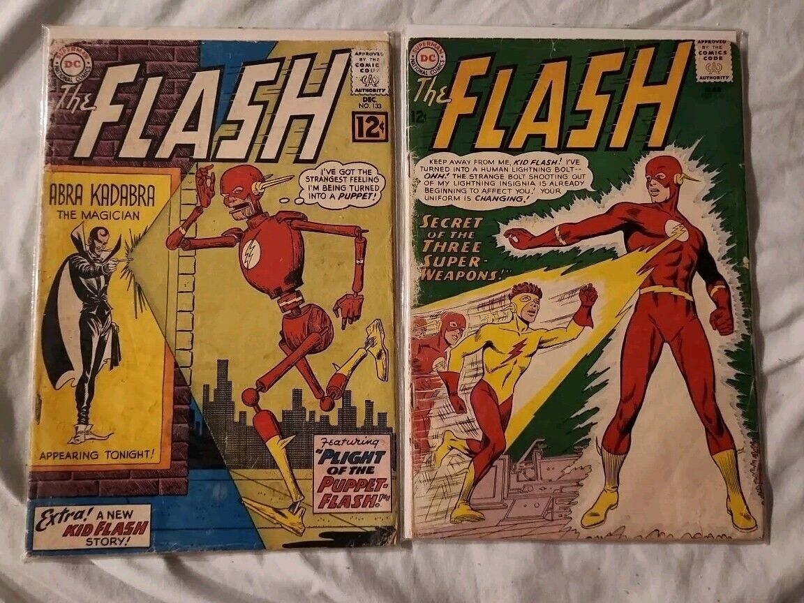1962 Flash Comics Lot No.133 No.135