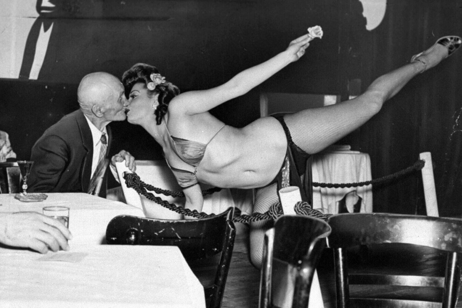Burlesque, Nude Women, Strippers, Vintage Art Prints Free Rigid Top Loader 926