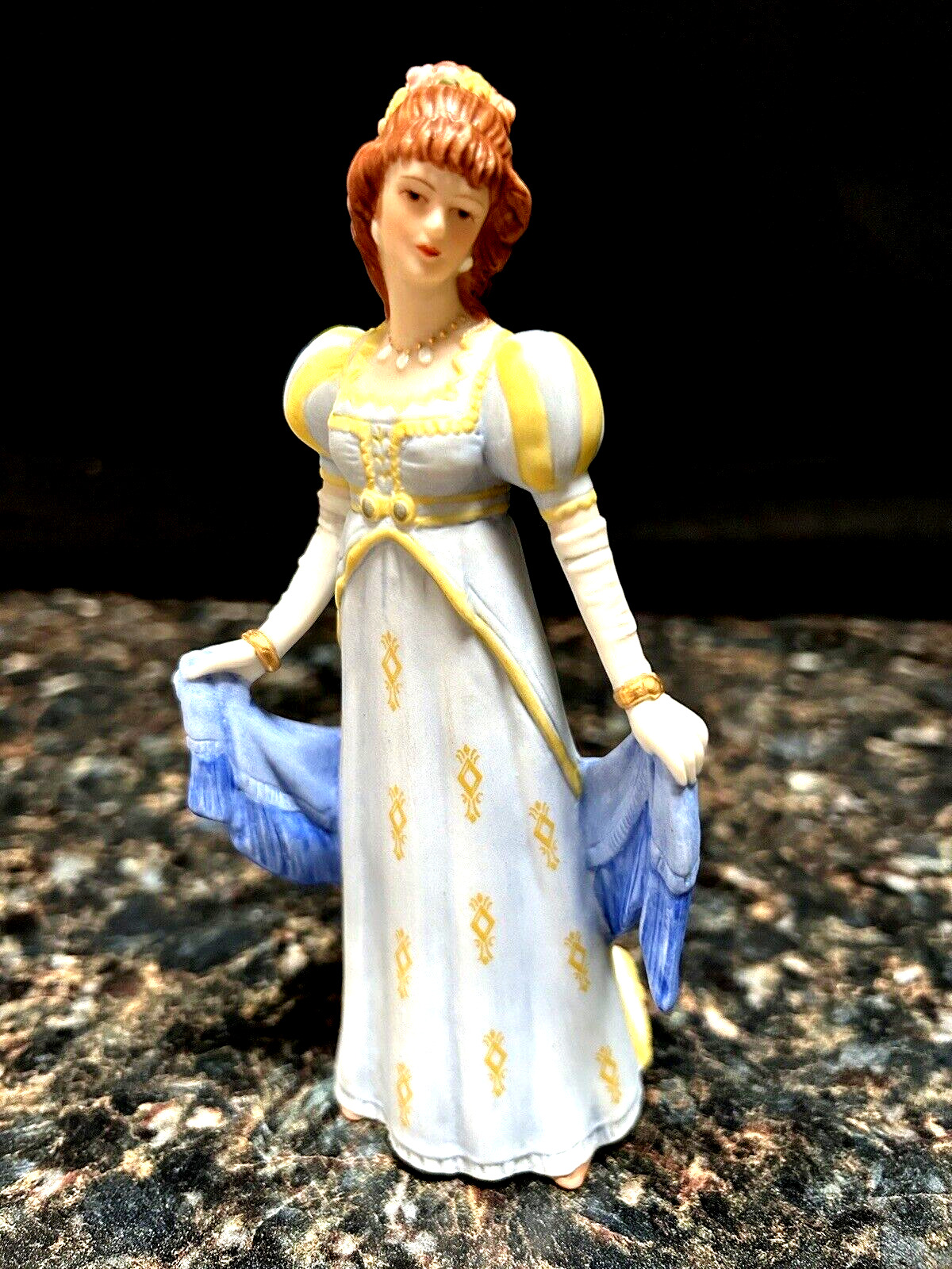 Lenox Figurine \'Nicole\' The Great Fashions of History - Empire period