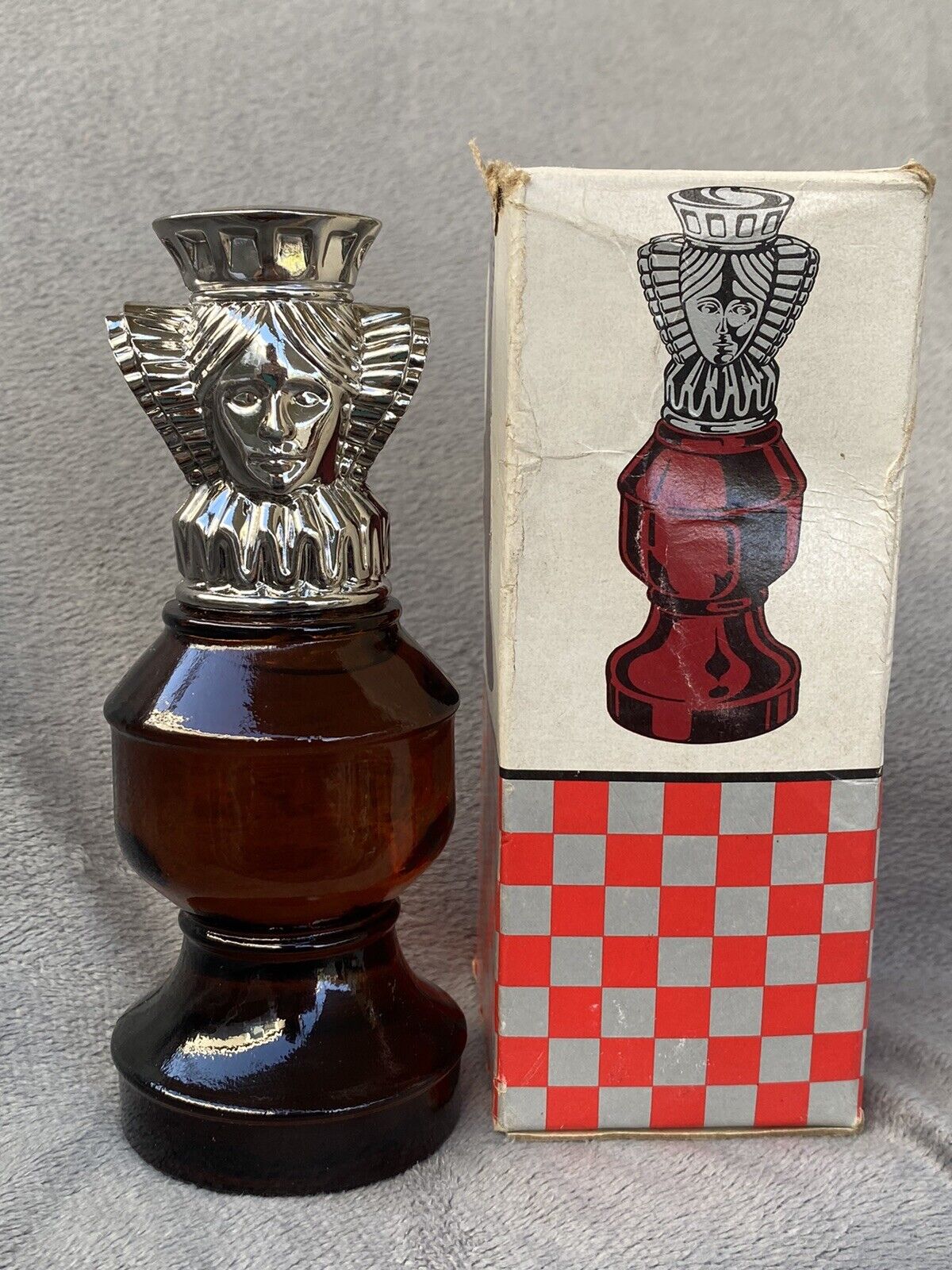 Vintage Avon The Queen Chess Piece Amber Deep Woods After Shave New Full