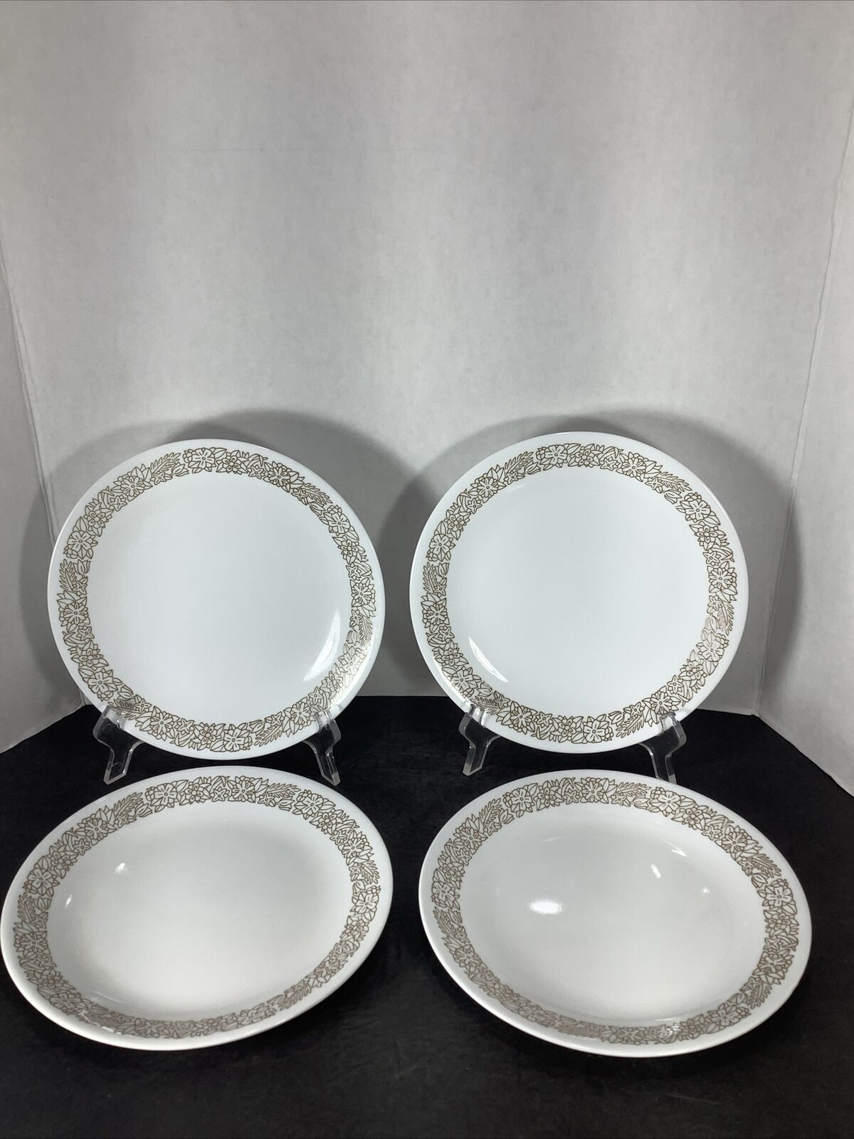 Set Of 4~Corelle®️by Corning®️Woodland Brown 8.5” Luncheon Plates