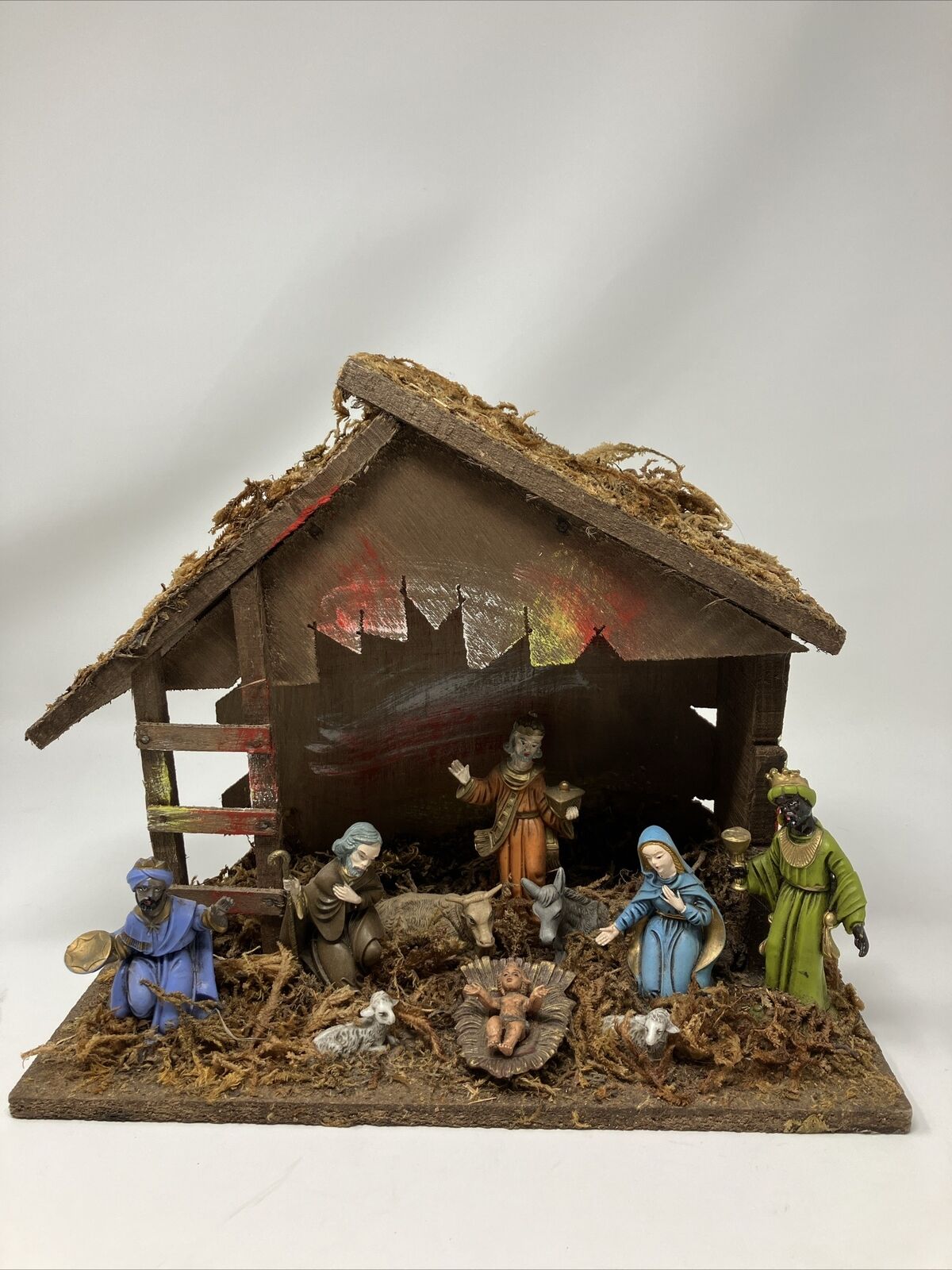 ITALY Vintage Christmas Nativity Scene Crèche Wood Stable Straw Roof
