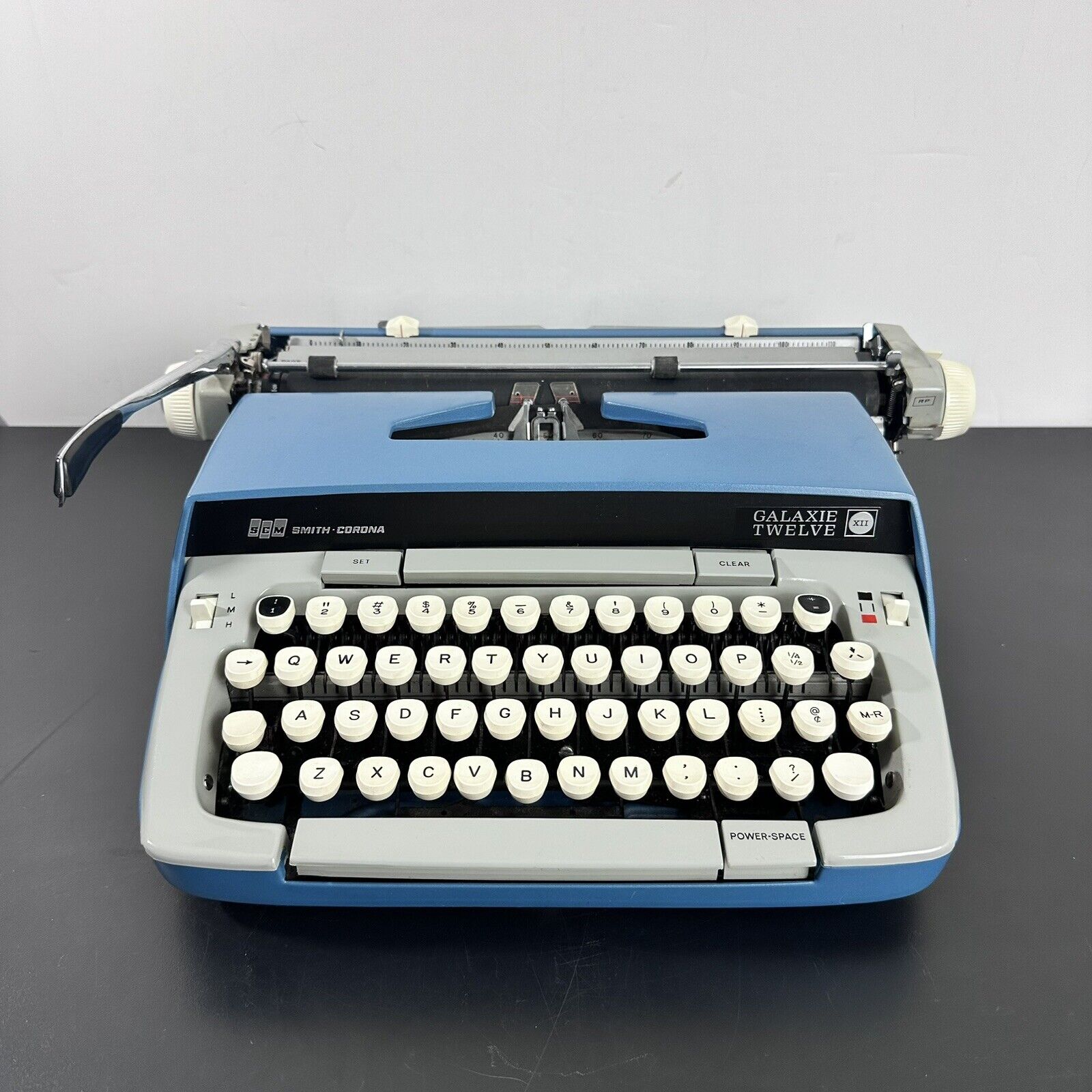 Vintage SCM Smith Corona Galaxie Twelve XII Portable Typewriter for Parts/Repair