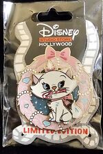 Disney DSF Holiday Cat Wreath Marie The Aristocats Pin LE400 DSSH picture