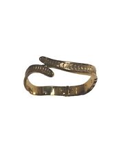 Monet Vintage texture fan design clamp close bracelet gold tone hinged  picture