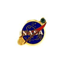 Nasa Employee 30 Year Service Award Lapel Pin Excellent Condition picture
