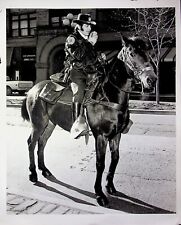 OFFICER FRED W. KILMER, A MEMBER OF SEATTLE'S HORSE PATRO MOVIE PRESS 8X10 PHOTO picture