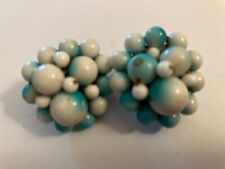 vintage estate  blue and white   cluster  bead clip on earrings picture