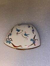 RARE HTF 1940’s Elgin American Wedding Themed Powder Compact picture
