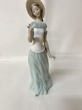 LLADRO NAO “The Butterfly’s Dance” Figurine #1398 picture