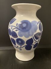 VINTAGE Gzhel Porcelain Ceramic Floral Vase Hand Painted 9,2” Signed Ukrainian picture