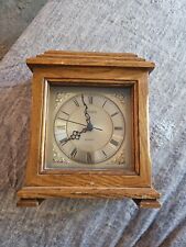 Linden Quartz Mantle Clock Golden Oak Wood Grain 9