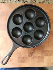 VINTAGE GRISWOLD 962 USA 32 A ,CAST IRON AEBLESKIVER DANISH CAKE PAN EGGS  picture