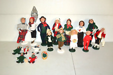 Byers Choice Ltd The Carolers 18 Total Figures Multiple Years Christmas picture
