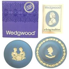 Vintage Wedgewood Jasperware Princess Diana Royal Birth 1982 & Queen 65th Bday picture