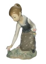 Lladro Figurine #1172 Girl Gathering Picking Flowers Retired picture