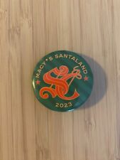 NEW MACY'S DEPARTMENT STORE CHRISTMAS SANTA CLAUS LAND SANTALAND BUTTON PIN 2023 picture