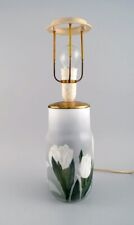 Royal Copenhagen table lamp in hand-painted porcelain with floral motifs. 1920s. picture