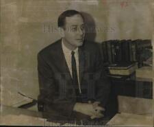 1967 Press Photo Leonard Burke, president of Reader's Wholesale Distributors picture