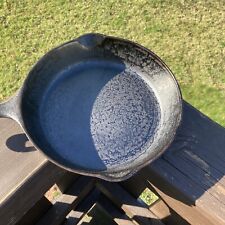 VINTAGE UNMARKED CAST IRON 9 3/4 INCH SKILLET # 7 FLAT BOTTOM SEASONED picture