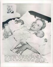 1950 Press Photo Los Angeles CA Aldine Dowty & Second Set of Twins - ner21337 picture