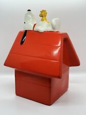 2014 Snoopy and Woodstock Peanuts Dog House Red Roof Ceramic Bank picture