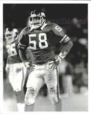 Press Photo Carl Banks, Giants Football Player, During Game - afa50780 picture