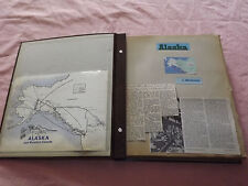 VINTAGE 1975 TRAVEL TO ALASKA POSTCARDS ++ ALBUM picture