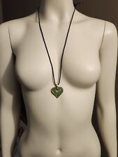 LALIQUE Green COEUR OPALESCENT CRYSTAL HEART Pendant Necklace Signed  *Read * picture