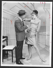 JIMMY DURANTE + JANICE RULE TELEVISION VINTAGE 1961 ORIGINAL PRESS PHOTO picture