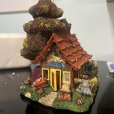 Pooh's Haunted Acre Halloween Village~RABBIT'S CREEPY CORNER STORE ~Original Box picture