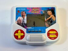 Dennis The Menace Tiger Electronic LCD Handheld Game 1993 Tested Working picture