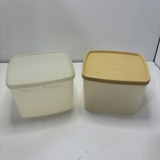 Lot Of 2 VTG Tupperware 312-25 312-27 w/lids picture