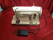 VINTAGE SINGER SEWING MACHINE MODEL 404  With pedal picture