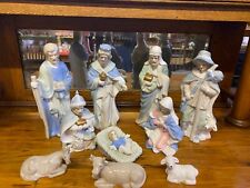 Vintage Christmas Ceramic Periwinkle Crown Accents 10 Piece Nativity Set picture
