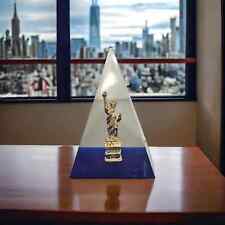 Lucite Statue Of Liberty Souvenir Pyramid Paperweight 1960s Vintage Blue Base picture