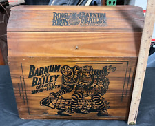 1981 Ringling Bros and Barnum & Bailey Circus Wooden Toy Chest AA D picture