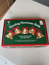 Ye Merrie Minstrel Caroling Christmas Bells 25 Favorite Carols Preowned Nice picture