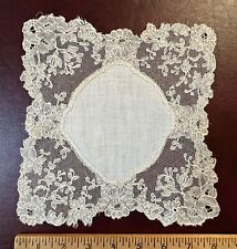 C. 1900 white Chantilly bobbin lace handkerchief w roses COLLECTOR picture