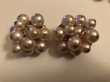 VINTAGE estate faux pearl and gold tone cluster bead clip on earrings picture