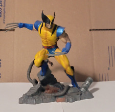 Diamond Select Toys Wolverine Classic Suit PVC Statue picture