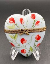 Vintage Limoges France “Musee Des Arts Tulips” Heart Peint Main Porcelain Box picture