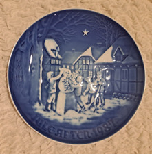 Bing & Grondahl Copenhagen Porcelain 'The Snowmans Christmas Eve' 1987 Plate picture