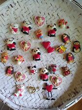 Vintage Hallmark Valentine's Day Label Pins Collectable Gifts picture