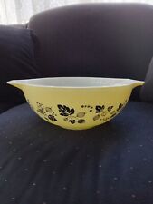 PRYEX Gooseberry yellow-black Cinderella Mixing Bowl #444 4qt. picture